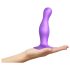 Strap-on-me Curvy M - Wellenförmiger Saugnapf-Dildo (Lila)